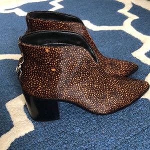 NWOT KAANAS booties, size 7